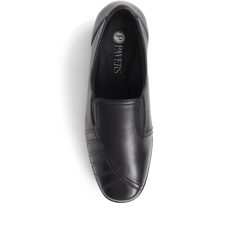 Leather Slip On Shoes - KEMP1800 / 145 950 - Black