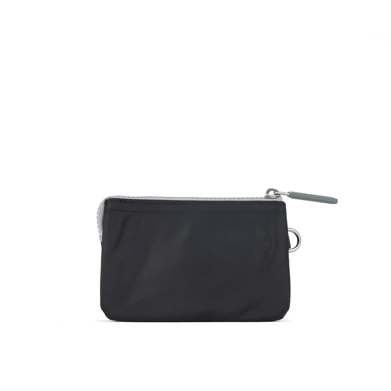 ROKA Kreativer Abfall Carnaby Kleine Handtasche aus recyceltem Nylon, schwarz/rötlich-braun