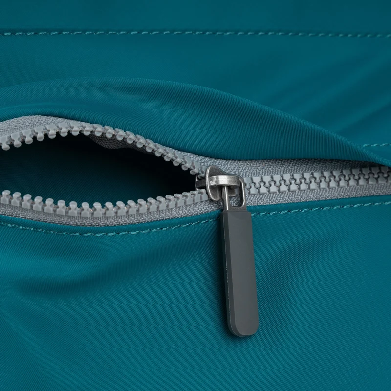 ROKA Trafalgar B Marine Tasche aus recyceltem Nylon