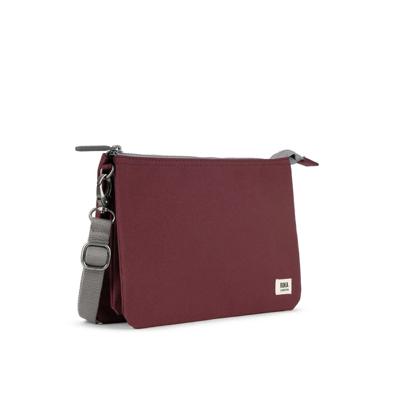 ROKA Carnaby Crossbody-Tasche Zinfandel XL aus recyceltem Canvas