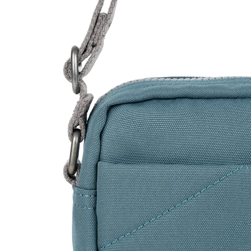 ROKA Bond Airforce-Tasche aus recyceltem Canvas