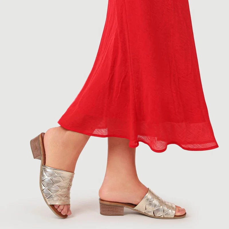 Leather Block-Heeled Mules - BELMET41006 / 327 231 - Gold