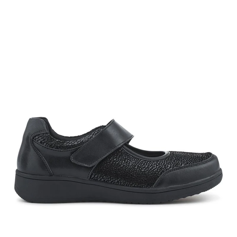 Wide Fit Leather Mary Janes - BRK42012 / 328 095 - Black