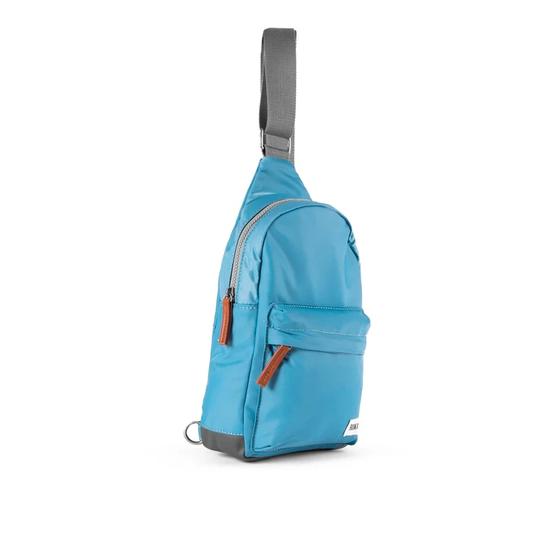 ROKA Willesden B Große Tasche aus recyceltem Nylon – Petrol