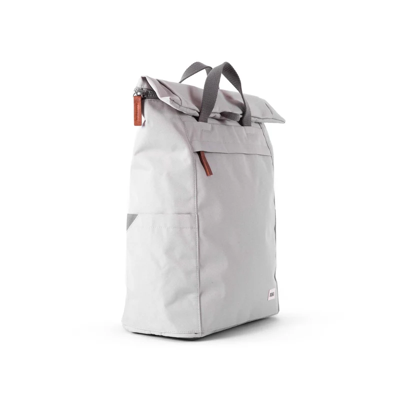 ROKA Finchley Eine große Tasche aus recyceltem Canvas von Mist