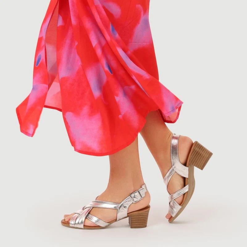 Leather Block-Heeled Sandals - METIN41002 / 327 522 - Silver