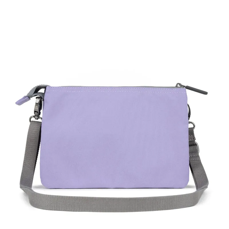 ROKA Carnaby Umhängetasche aus recyceltem Canvas, Lavendel XL