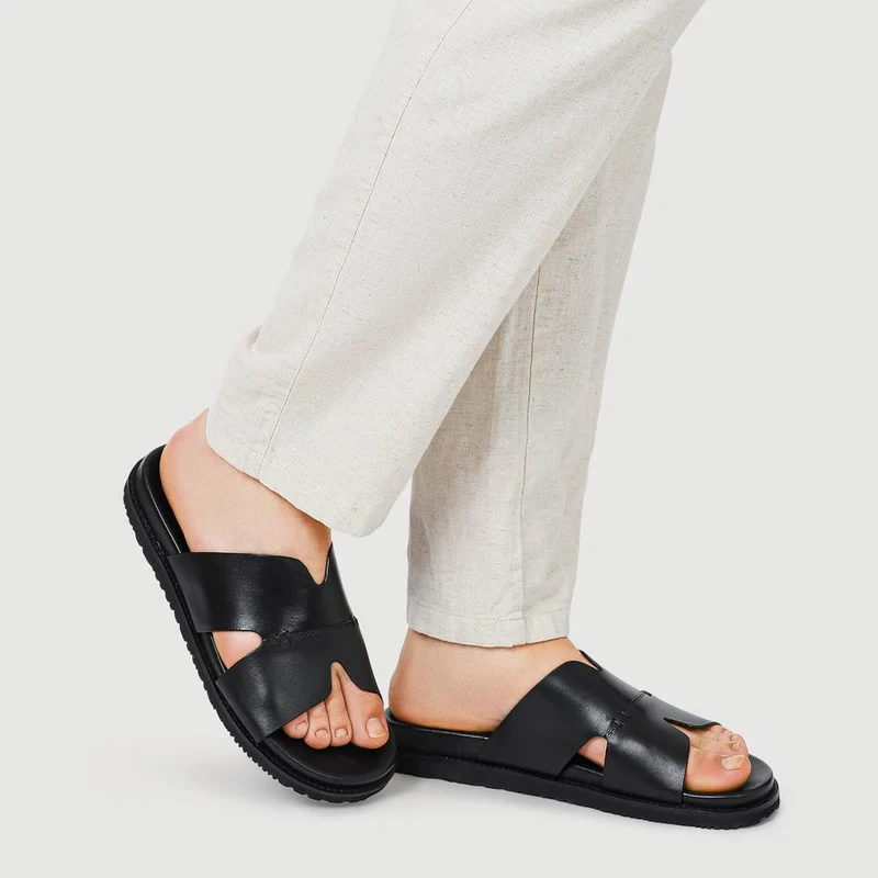 Casual Men's Leather Slide Sandals - JFOOT41010 / 327 468 - Black