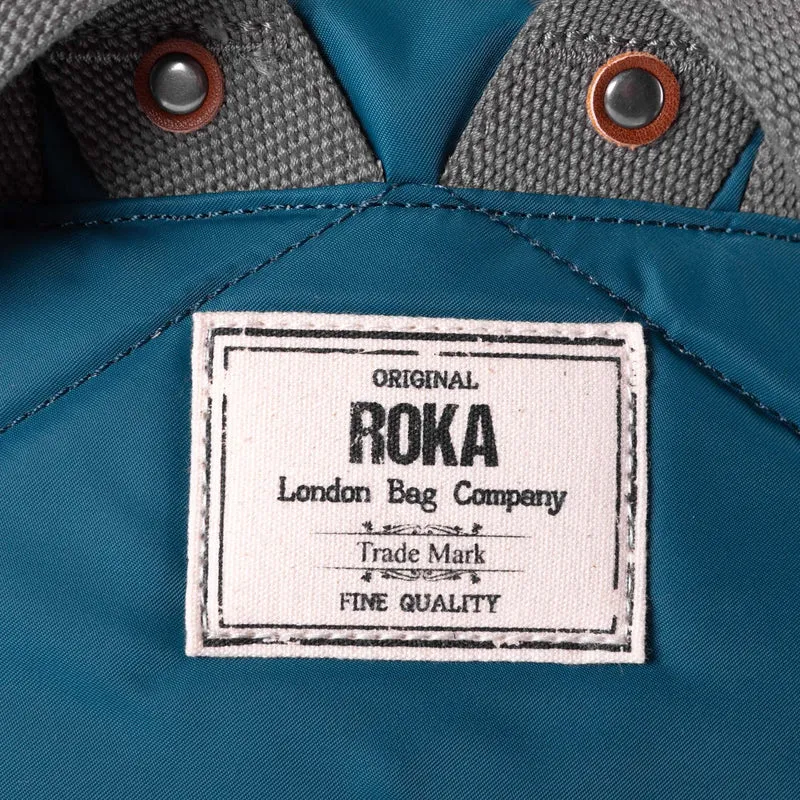 ROKA Canfield B Marine Medium Tasche aus recyceltem Nylon