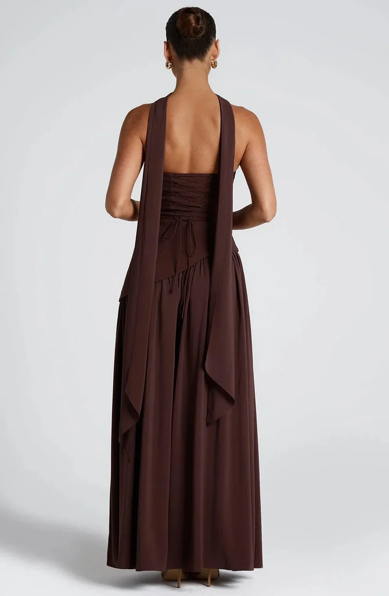 Elegantes Korsettkleid mit Schal-Detail und hohem Schlitz | Damenmode
