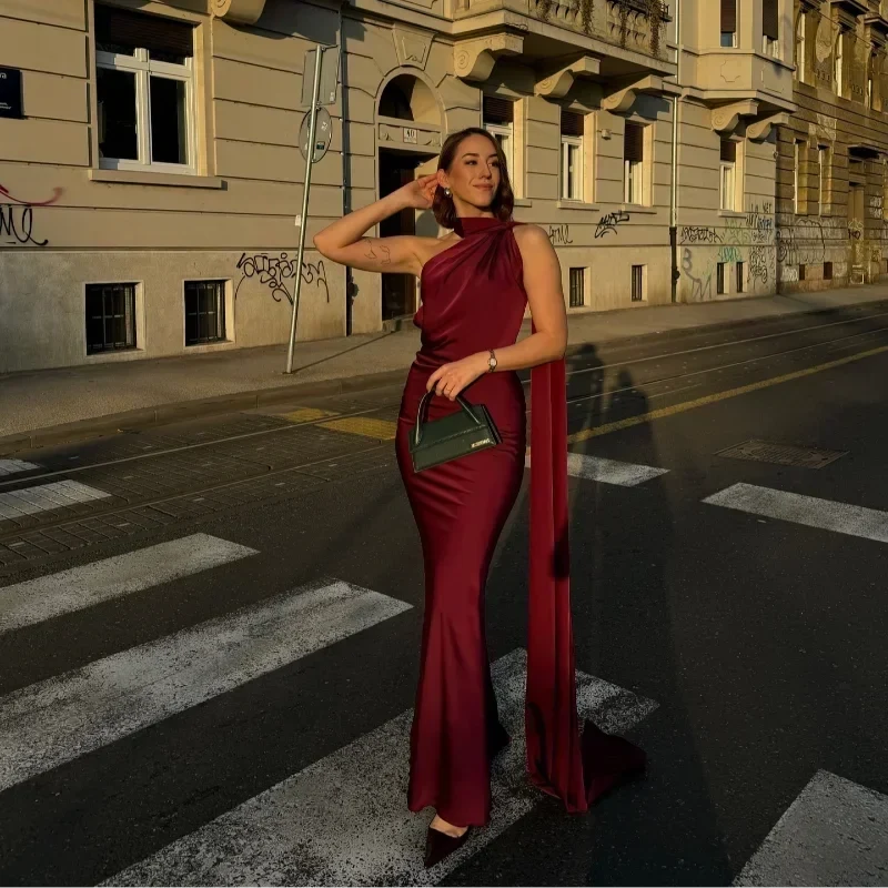 Langes Drapiertes Damenkleid | Elegantes Abendkleid mit Einem Träger