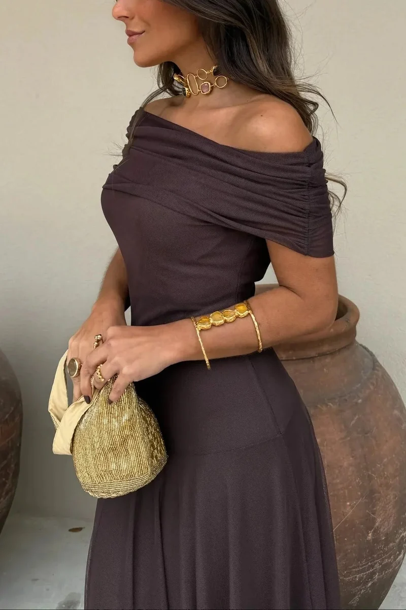 Plissiertes Sommerkleid mit einem Schulterträger für Damen