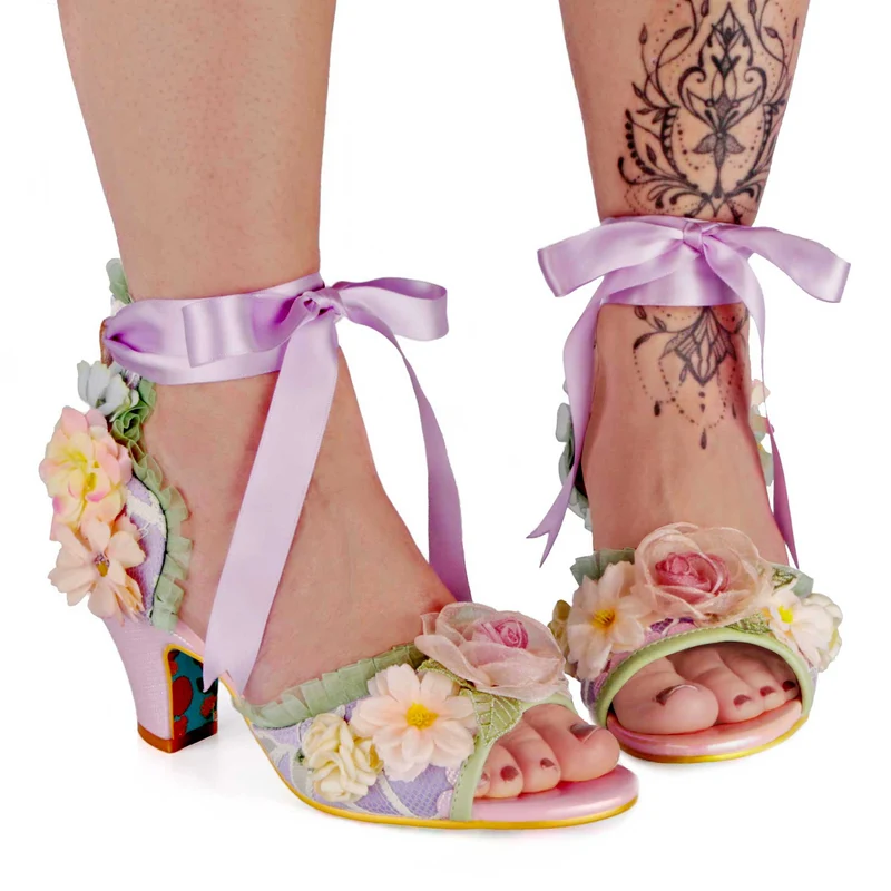 Irregular Choice Damen-Sandale „By Any Other Name“ – Flieder