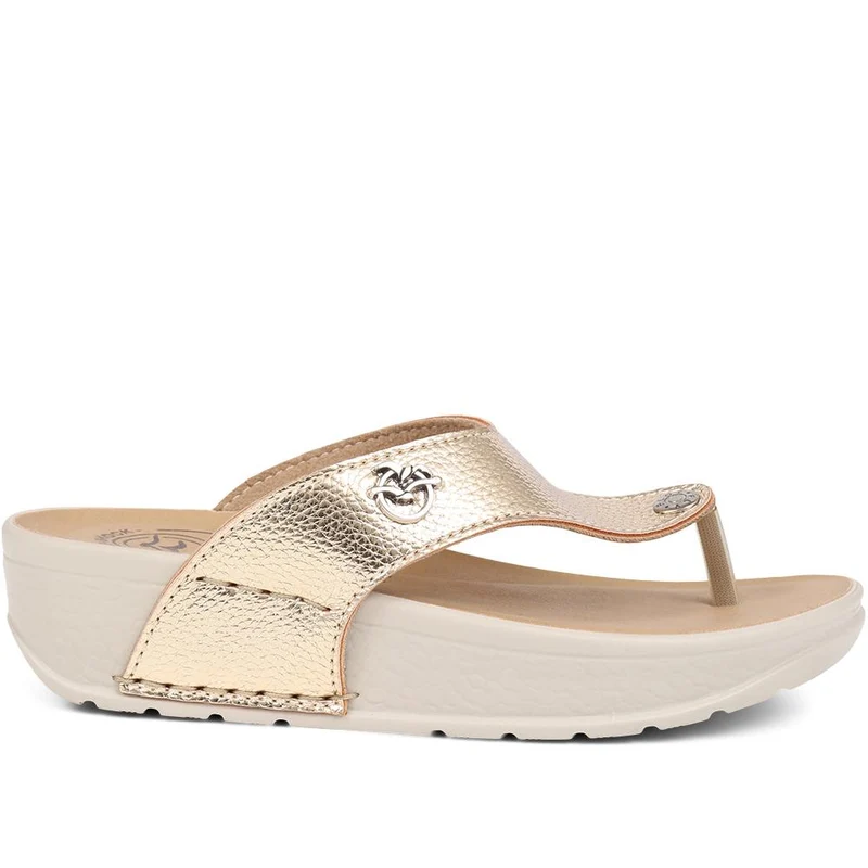 Fly Flot Toe Post Platform Sandals - FLY39083 / 324 805 - Gold