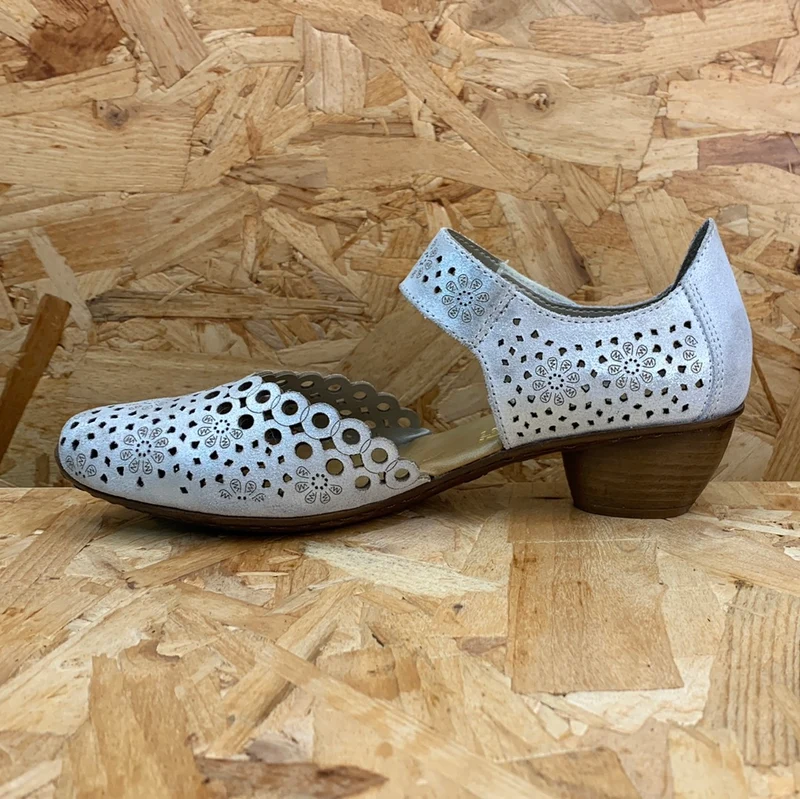 Rieker Modische Damen-Sandale mit Absatz – Silber