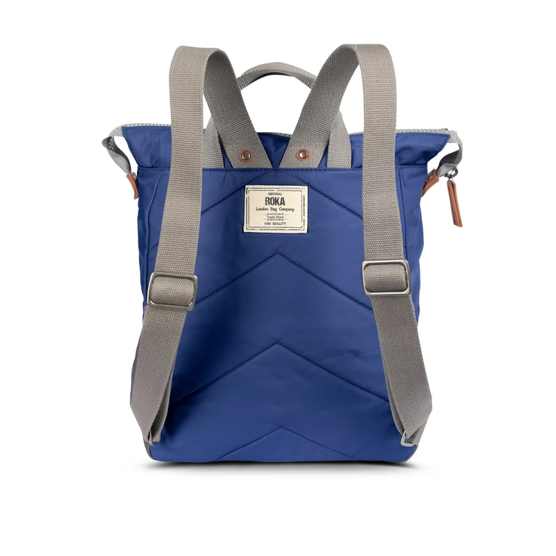 ROKA Bantry Große Tasche aus recyceltem Nylon, Farbe: Burnt Blue