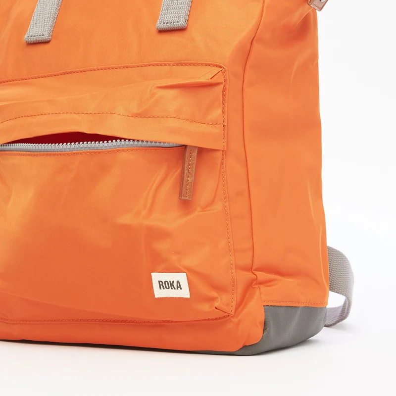 ROKA Bantry Große Tasche aus recyceltem Nylon, Farbe: B, Farbe: Burnt Orange