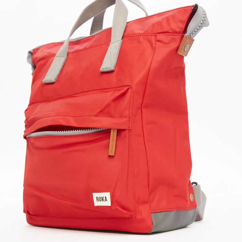 ROKA Bantry Große Tasche aus recyceltem Nylon, Größe B Cranberry