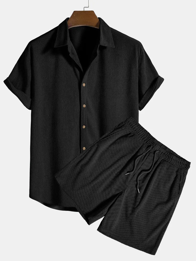 Set leggero estivo di maglietta e pantaloncini da uomo | Outfit casual