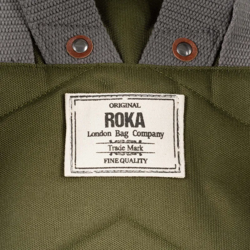 ROKA Bantry B Moss Medium Tasche aus recyceltem Canvas