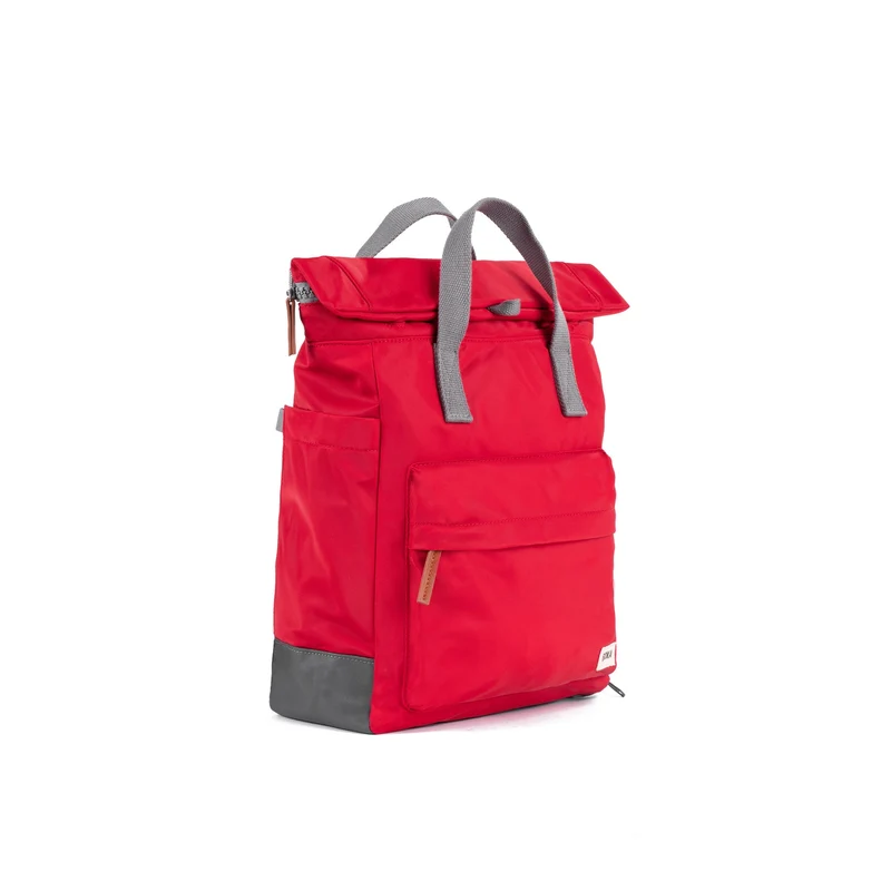 ROKA Bayswater B Cranberry Mittelgroße Tasche aus recyceltem Nylon