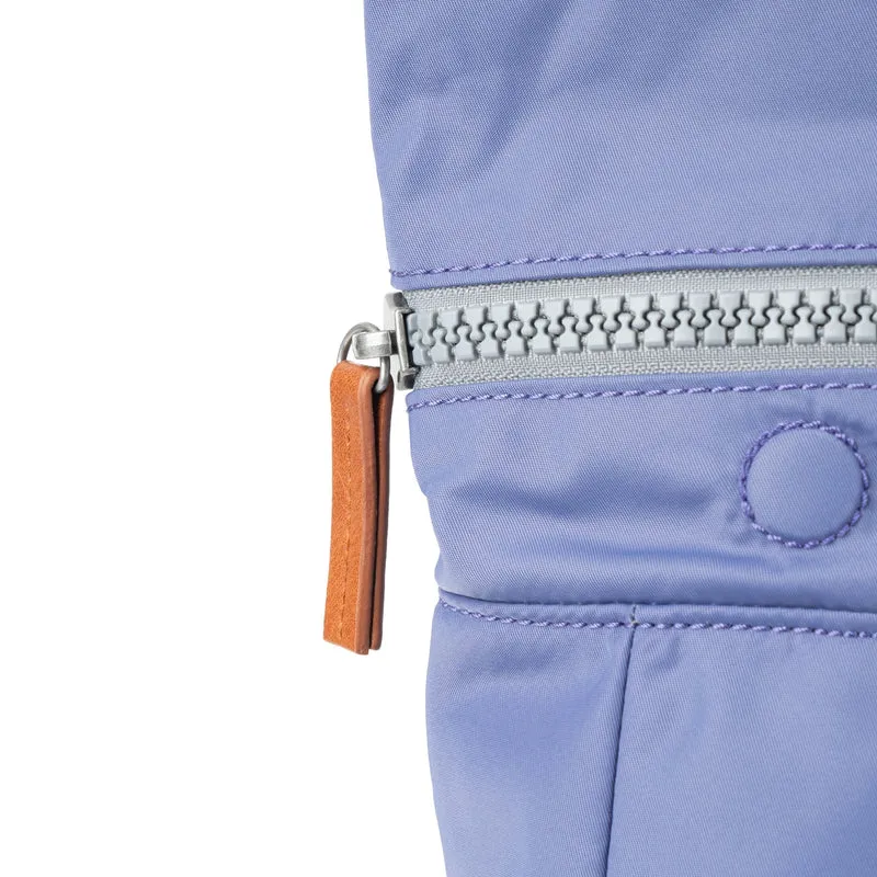 ROKA Canfield B Dusted Peri Medium Beutel aus recyceltem Nylon