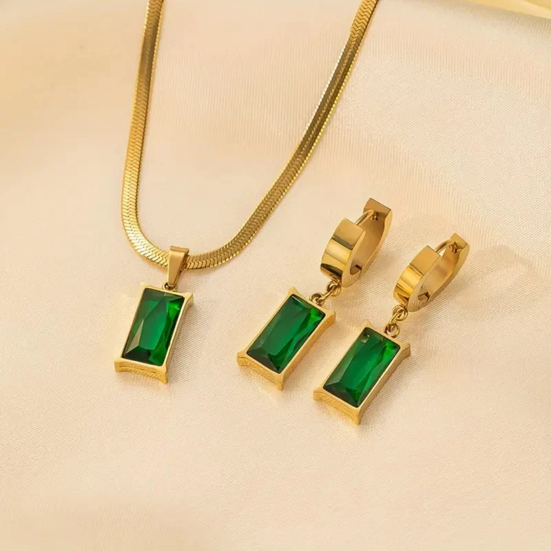 Iselotte | Set di gioielli placcati oro con collana e orecchini