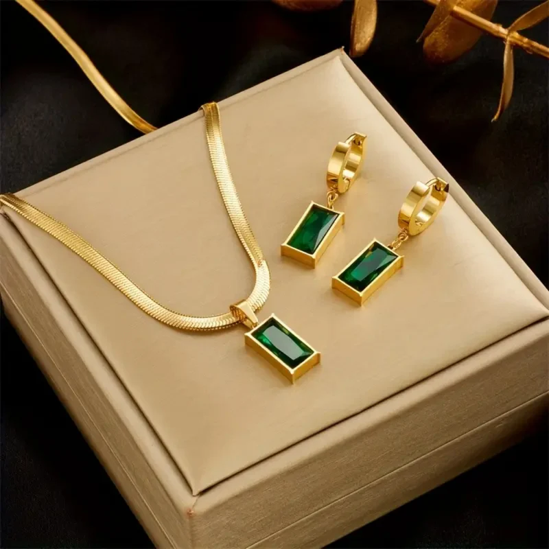 Iselotte | Set di gioielli placcati oro con collana e orecchini