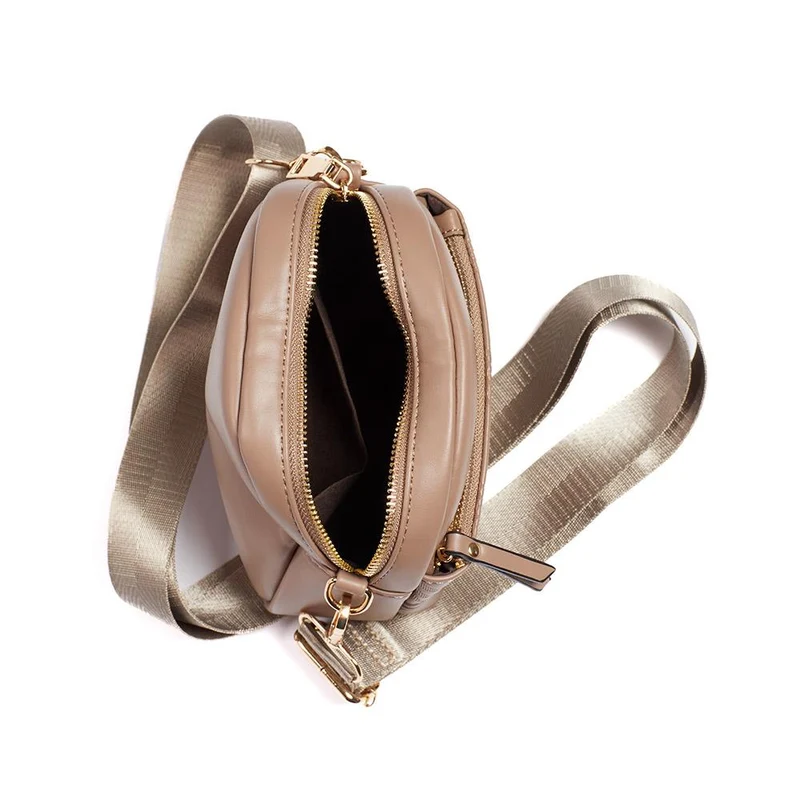 Zip-Close Crossbody Bag - PRETT40007 / 326 438 - Coffee