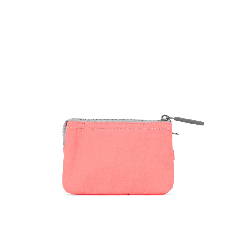 ROKA Carnaby Kleine Geldbörse aus recyceltem Taslon, Rose