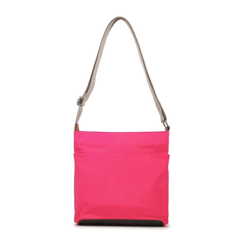 ROKA Kennington B Sparkling Cosmo Medium Tasche aus recyceltem Nylon