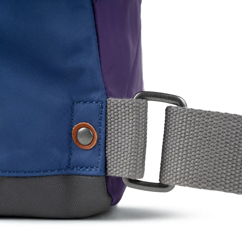 ROKA Kreativer Abfall Bantry B Kleine Tasche aus recyceltem Nylon, Edition 2
