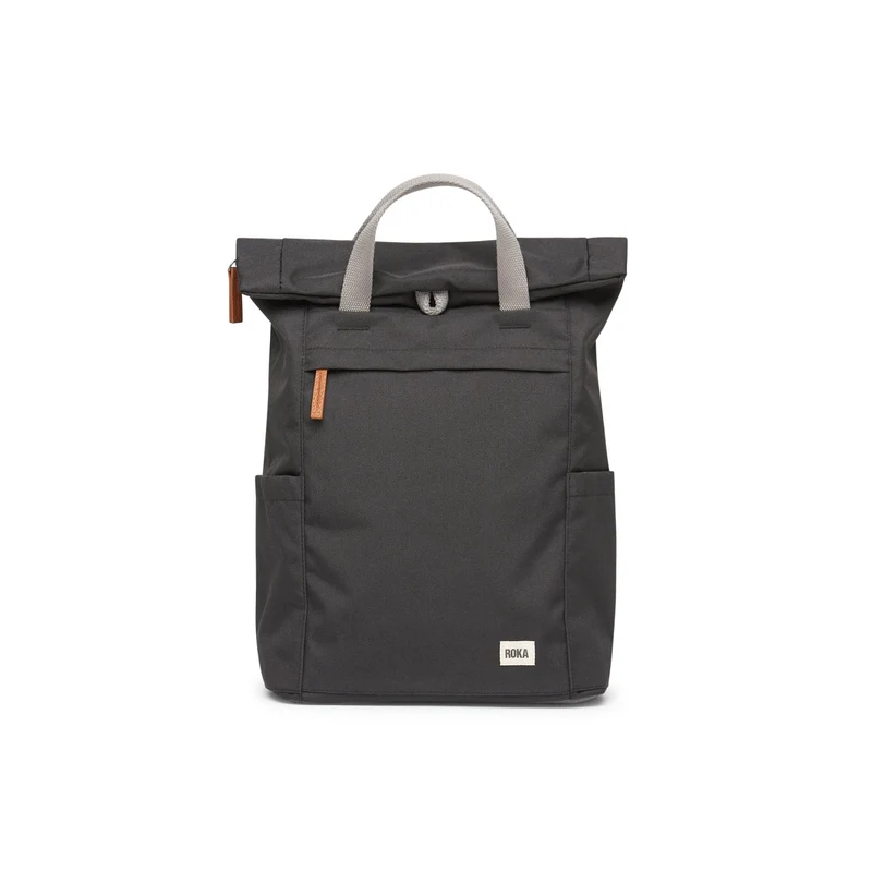 ROKA Finchley Eine kleine Tasche aus recyceltem Canvas von Ash