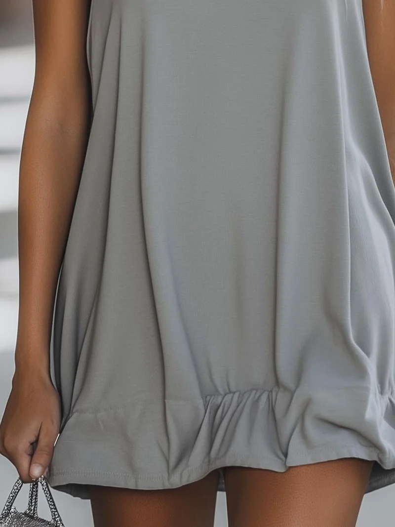 Miniabito grigio smanicato stile felpa con cappuccio | Abito casual