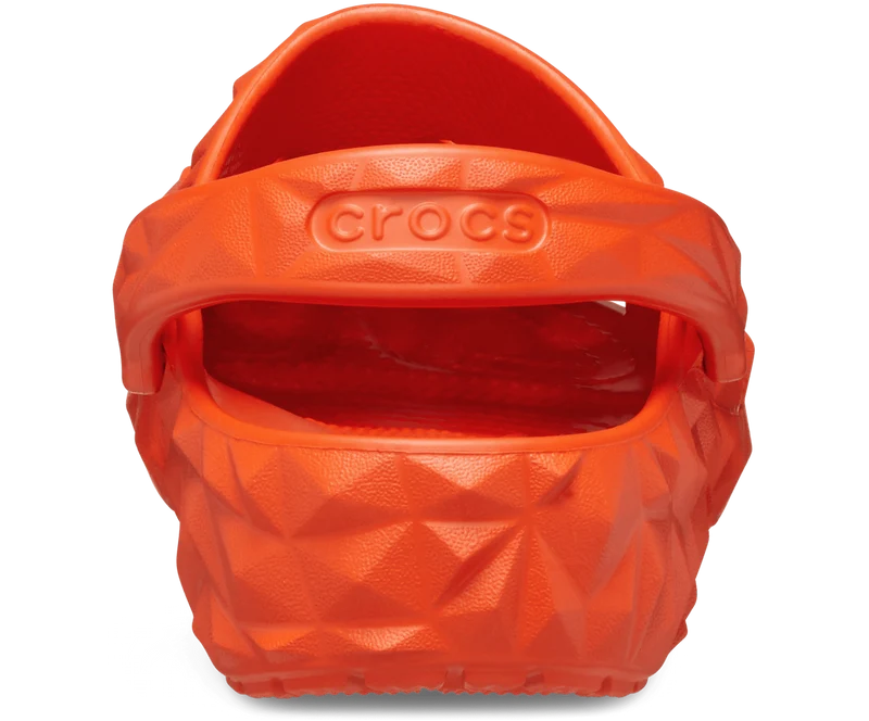 CROCS Klassischer Unisex-Clog mit geometrischem Muster – Lava