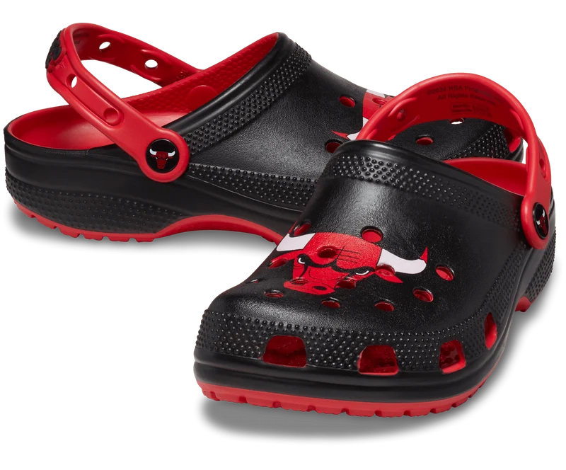 CROCS Unisex NBA Chicago Bulls Classic Clog - Varsity Red