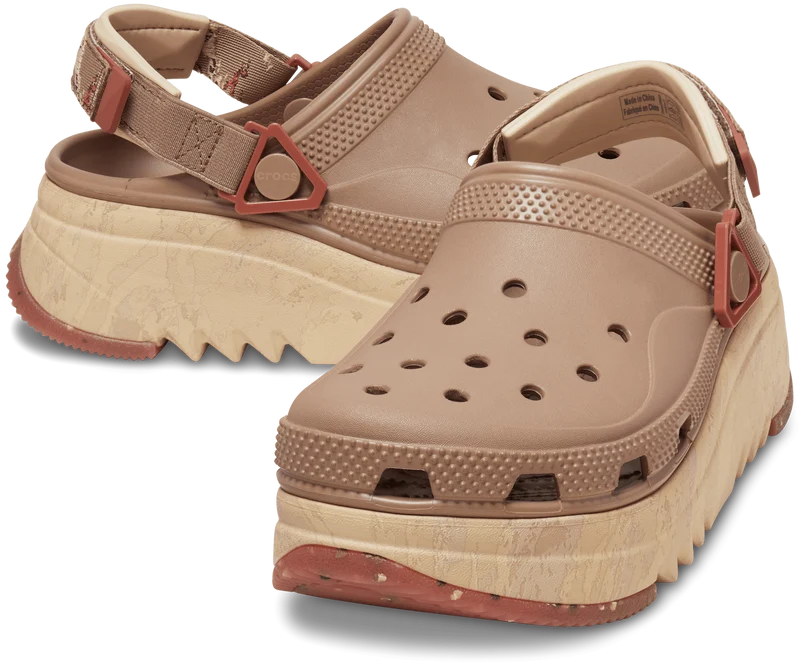 CROCS Unisex Hiker Xscape Marmorierter Clog – Latte