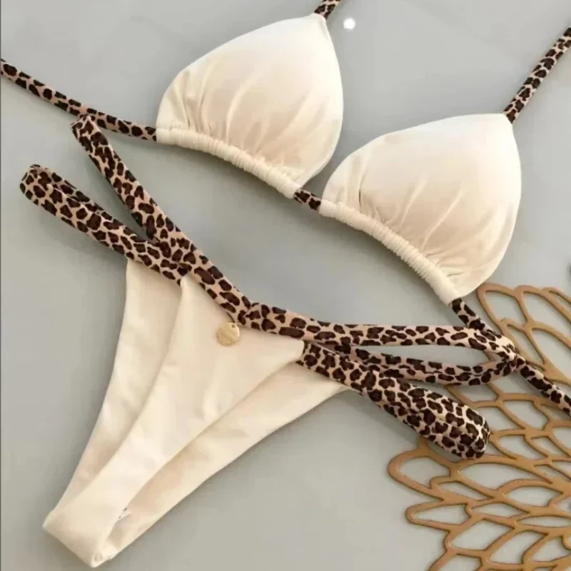 Set bikini con motivo leopardato | Costumi da bagno da donna