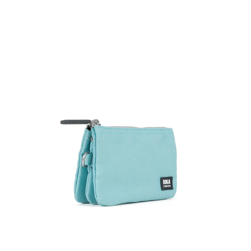 ROKA Black Label Carnaby Kleine Geldbörse aus recyceltem Canvas in der Farbe Spearmint