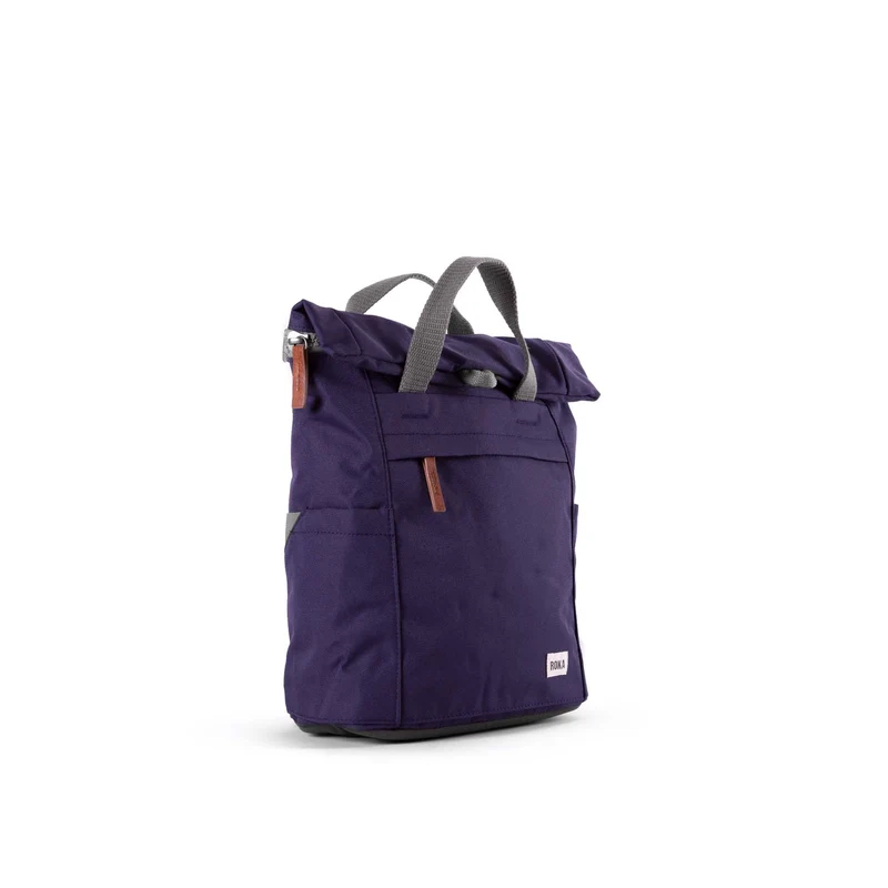 ROKA Finchley Kleine Tasche aus recyceltem Canvas von Ocean