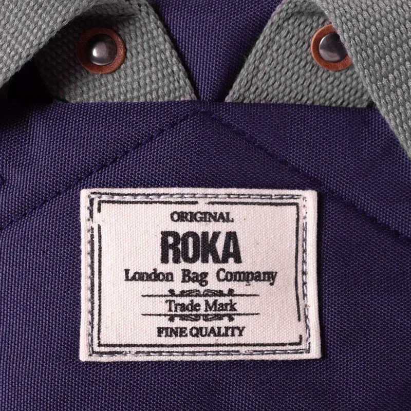ROKA Finchley Kleine Tasche aus recyceltem Canvas von Ocean