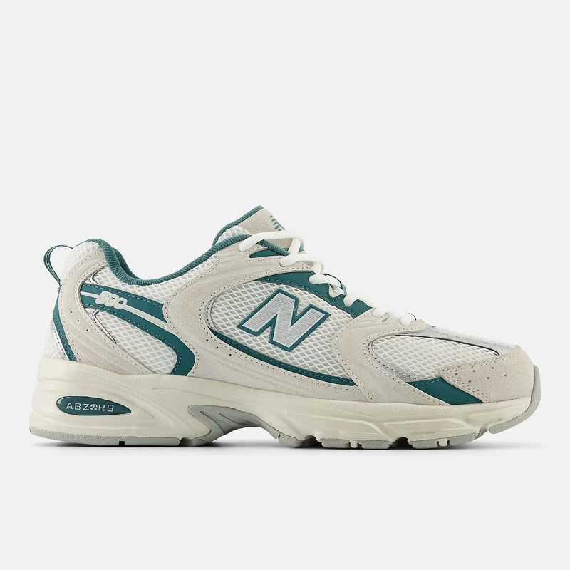 New Balance Unisex 530 Fashion Trainer – Beige / Grün