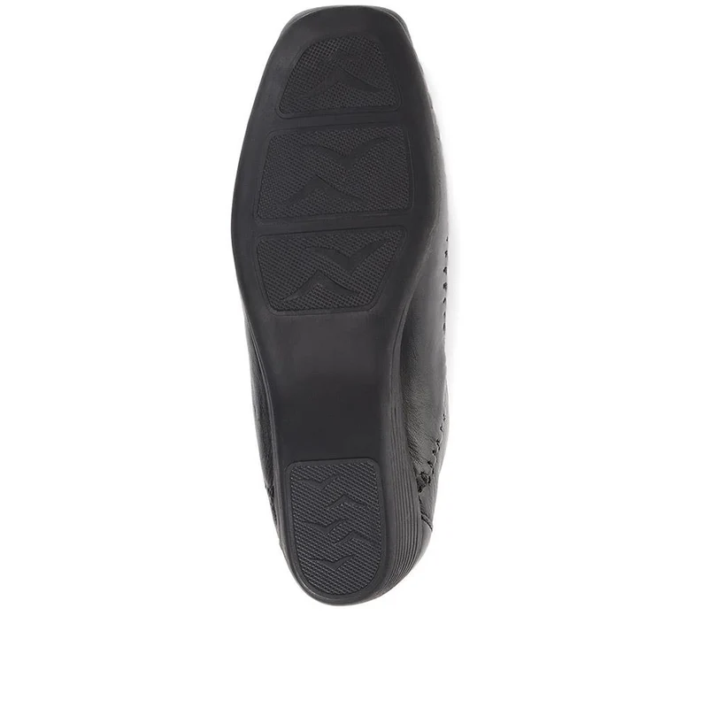 Leather Slip On Shoes - NAP24009 / 308 415 - Black