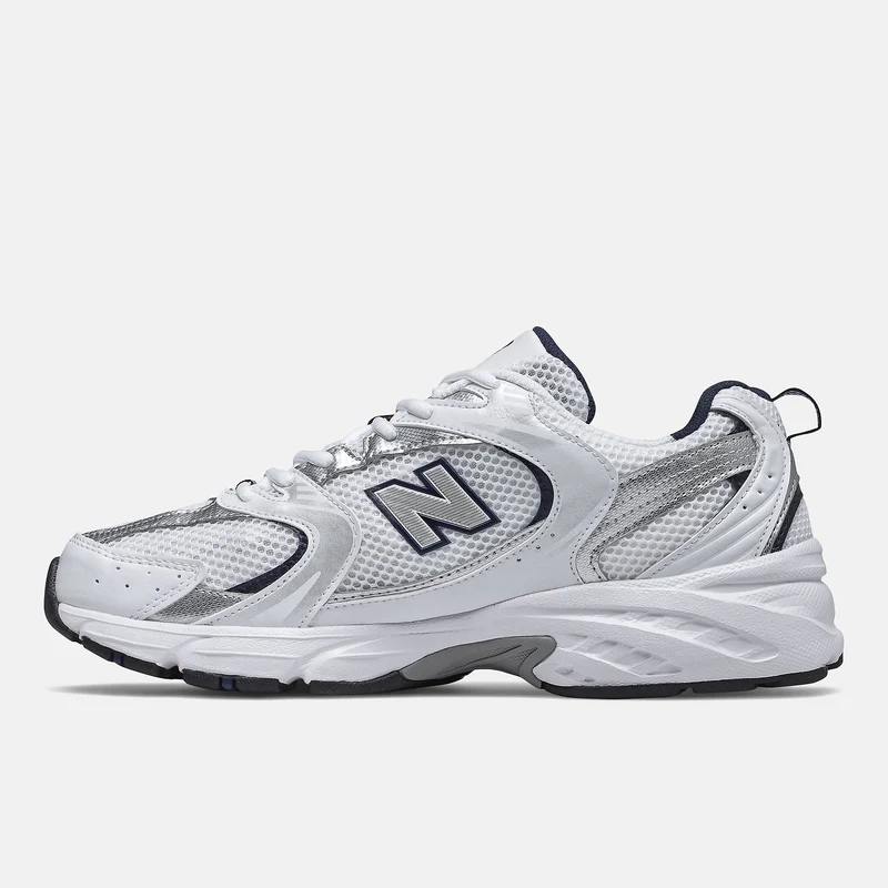 New Balance Unisex 530 Fashion Trainer – Weiß / Schwarz