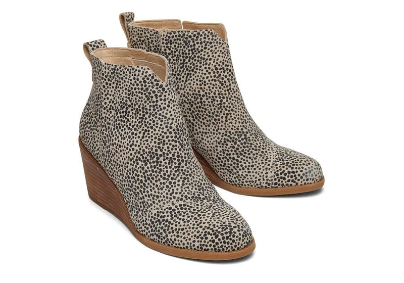 TOMS Damen Clare Stiefeletten – Macadamia