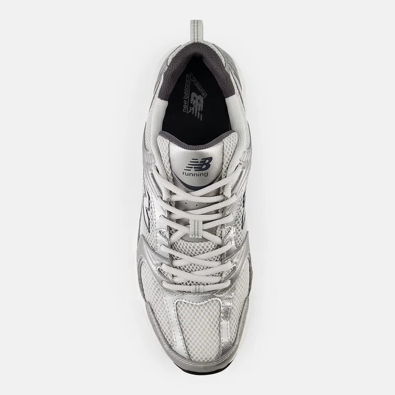 New Balance Unisex 530 Fashion Trainer – Grau / Silber