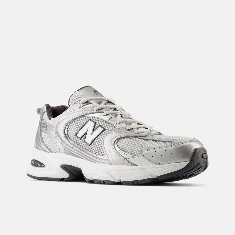 New Balance Unisex 530 Fashion Trainer – Grau / Silber