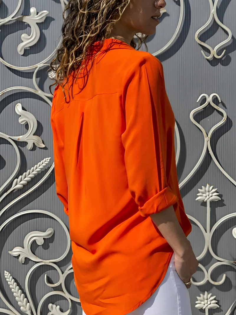 Aiah – Seidenbluse mit V-Ausschnitt und lockerem Design