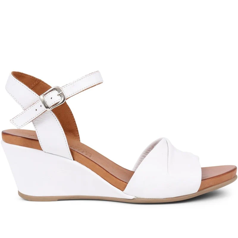 Adjustable Buckle Wedges - BELMETIN37017 / 323 773 - White