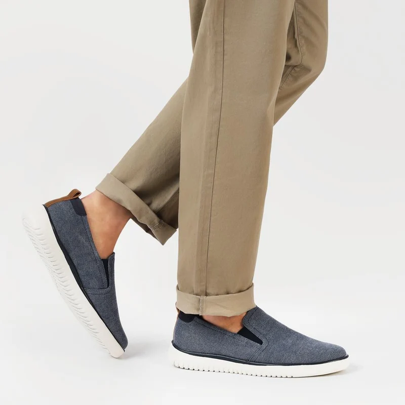 Wide-Fit Fabric Slip-On Shoes - XINGH41005 / 327 186 - Navy